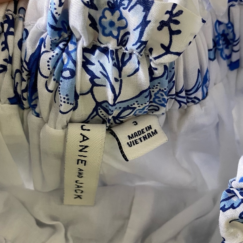 Janie and Jack Blue White Capri Island Floral Bubble Hem Shorts 3t - Picture 11 of 12